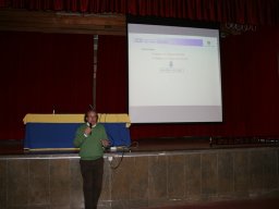 Conferencia &quot;El tiempo y las paradojas&quot;